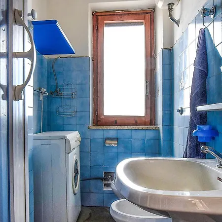 1 Bedroom Cozy In Sparvasile *